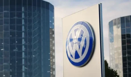 Angajații Volkswagen ar putea avea salarii înghețate până în 2030