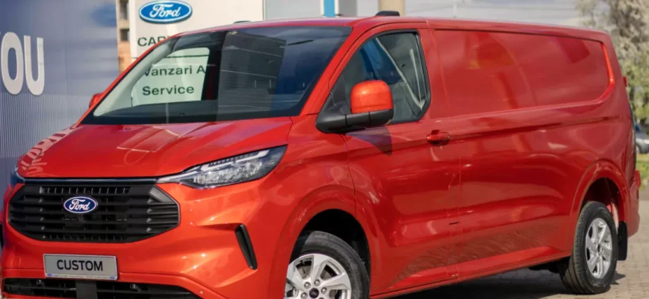 Campanie Black Friday Ford PRO: reducere maximă de 10.554 euro + TVA