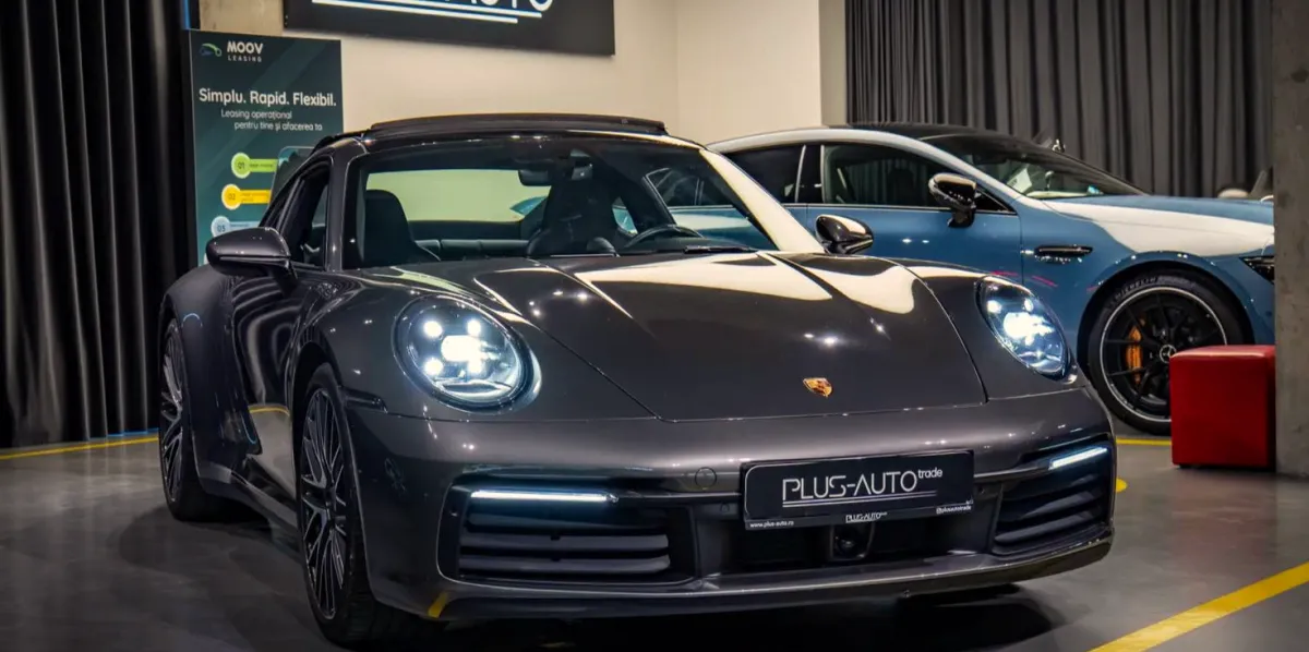 Cât costă de fapt un Porsche electric față de unul cu benzină în România?