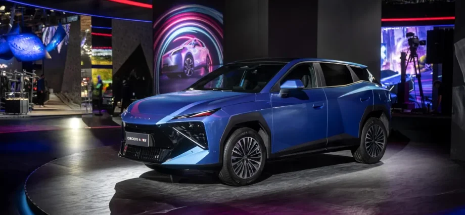 Debut european pentru SUV-ul de clasă mică Omoda 4: versiune full-hybrid cu 224 CP