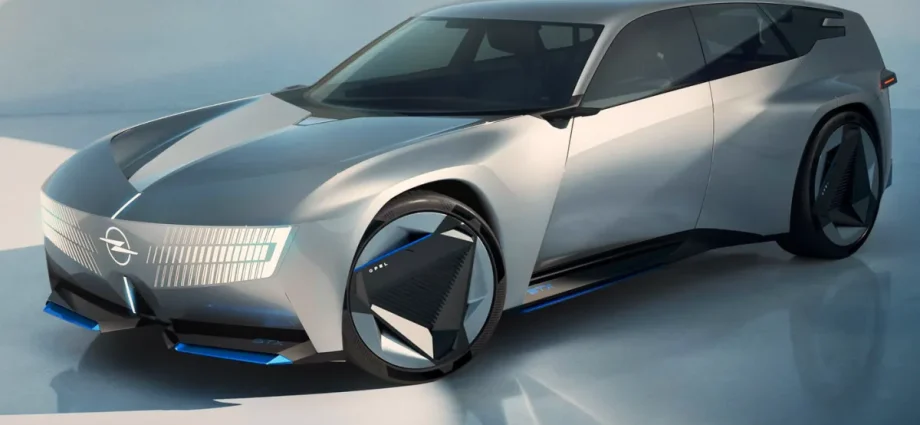 La Paris 2026, Opel prezintă STX Concept, o propunere de viitor