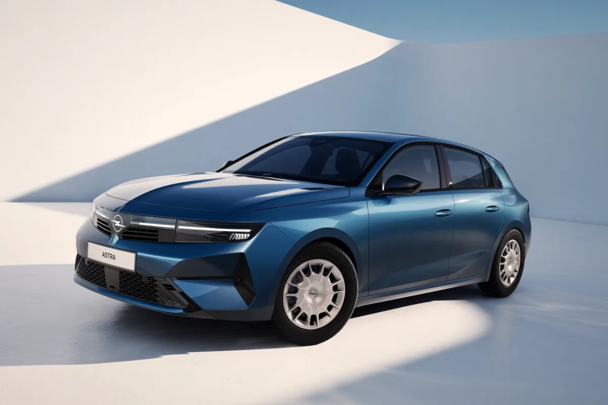 Opel lansează Astra Start cu preț de 31.890 de euro în Germania