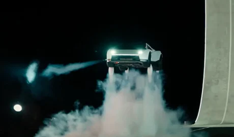 Tesla impresionează cu demonstrații spectaculoase, dar nu intră în producție