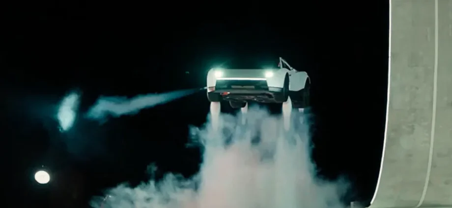 Tesla impresionează cu demonstrații spectaculoase, dar nu intră în producție