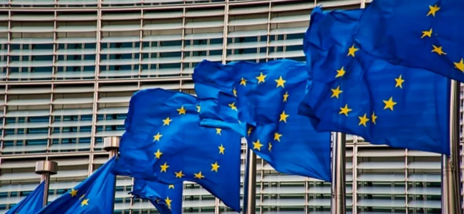 UE vs China: Războiul comercial al mașinilor hibride