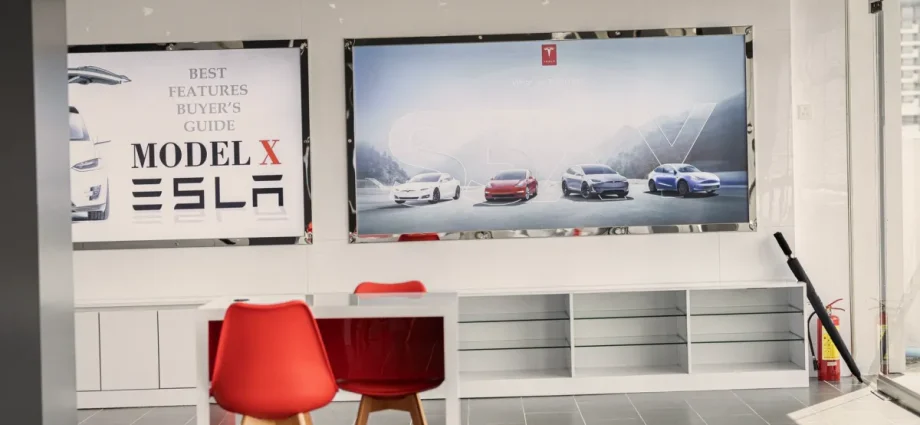 Unul din trei autoturisme vândute de Škoda în 2026 a fost electric sau hibrid
