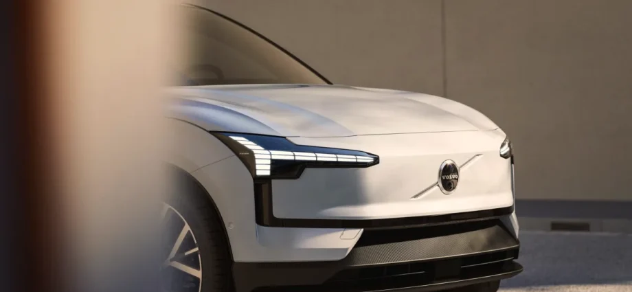 Volvo anunță un model electric nou, cu prețuri reduse, în 2027